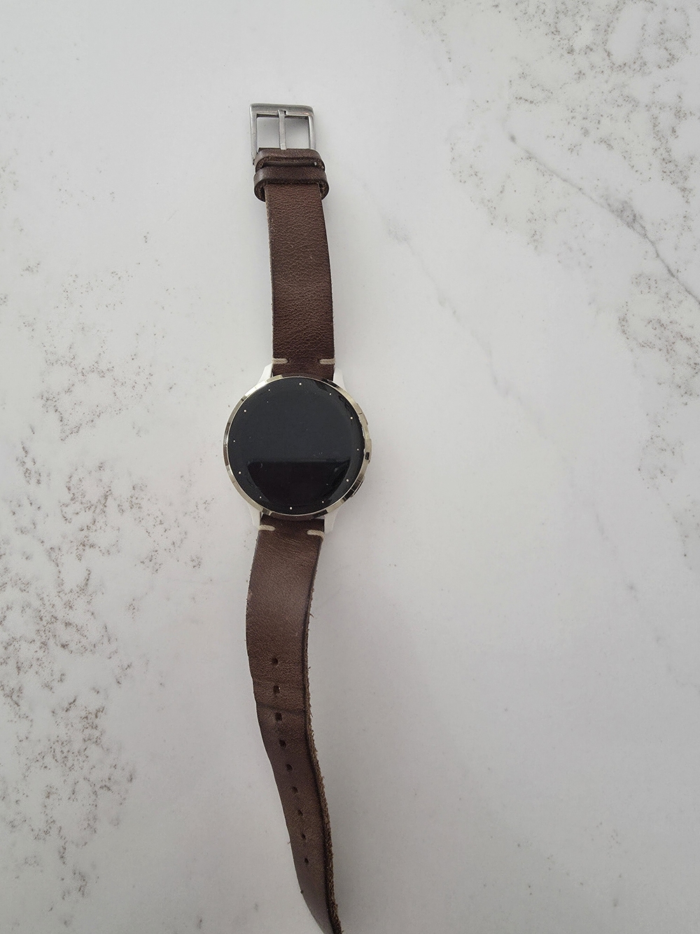 garmin Venu 3s Round Smartwatch with Brown Leather Strap and Black Face